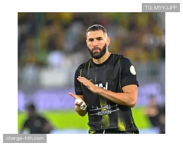 本泽马离开C罗后的进攻效率与战术角色变化解析