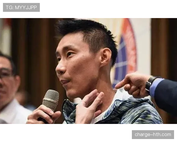 李宗伟家里冰箱贴满训练计划，连牛奶盒上都写着“别碰，赛后才能喝”